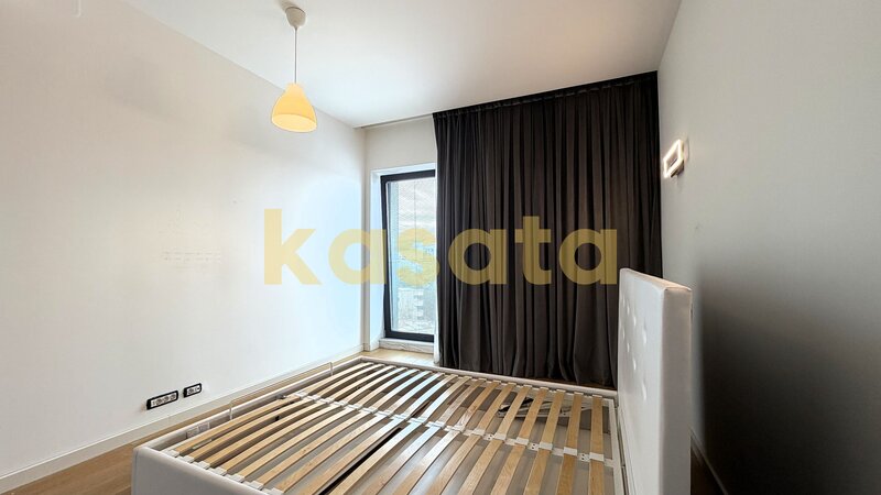 One Herastrau Park, 2 camere, et. 5, parcare.